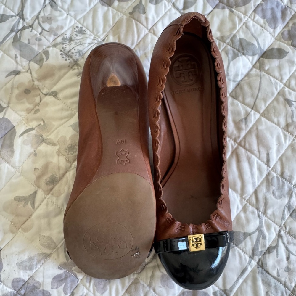 Tory Burch Women's Two Tone heels